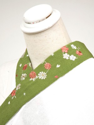 緑系・刺繍衿